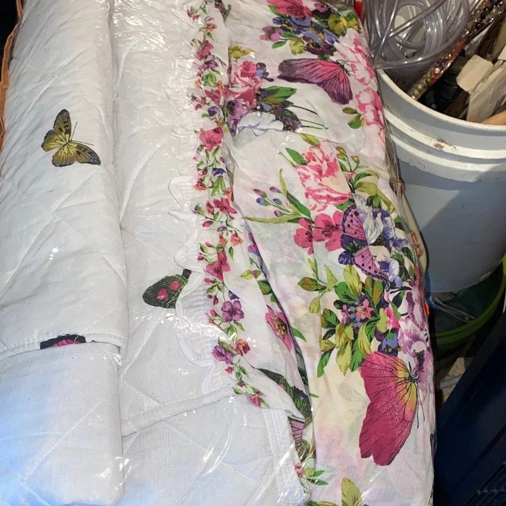 Floral Butterfly Cotton Comforter in White with Pink & Purple Accents